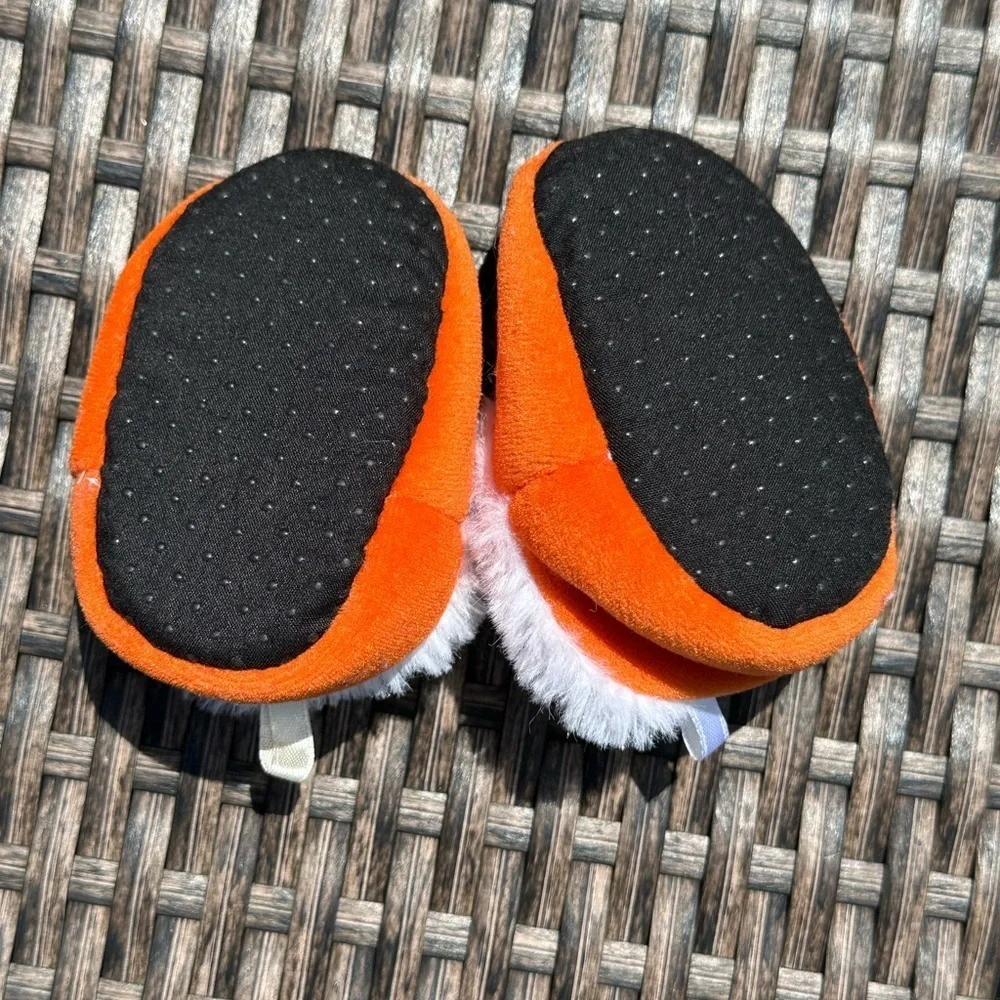 Clemson Tigers Fuzzy Slippers - Perfect for your Tiniest Fan! (Size 0-3 months)